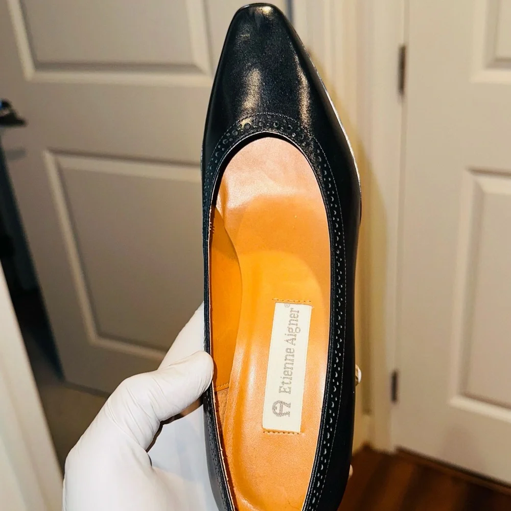 Etienne Aigner Black Leather Heels - Picture 5 of 9
